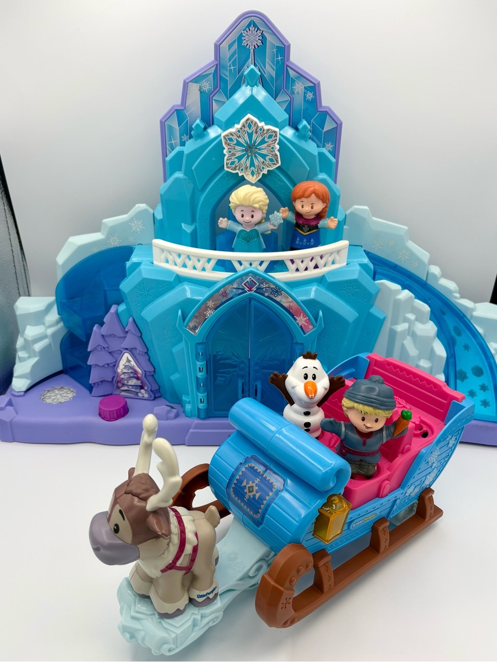 Fisher-Price Little People Disney Frozen Elsa's Ice Palace Playset Figures Toy